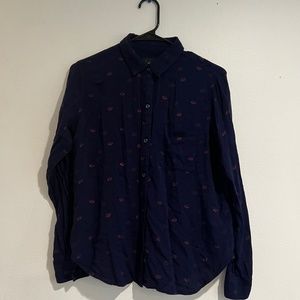 blue lipstick print button up